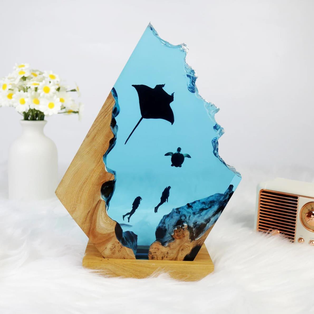 Manta ray, turtle, diver, wood sculpture, epoxy resin lamp（ Best Gift 🎁 ）