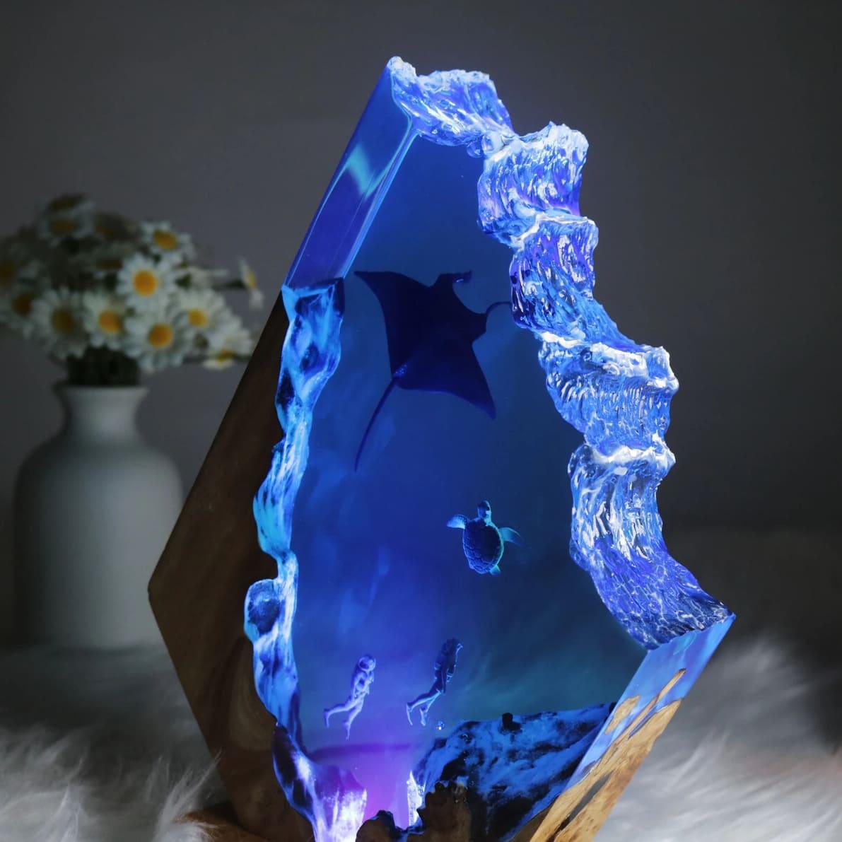 Manta ray, turtle, diver, wood sculpture, epoxy resin lamp（ Best Gift 🎁 ）