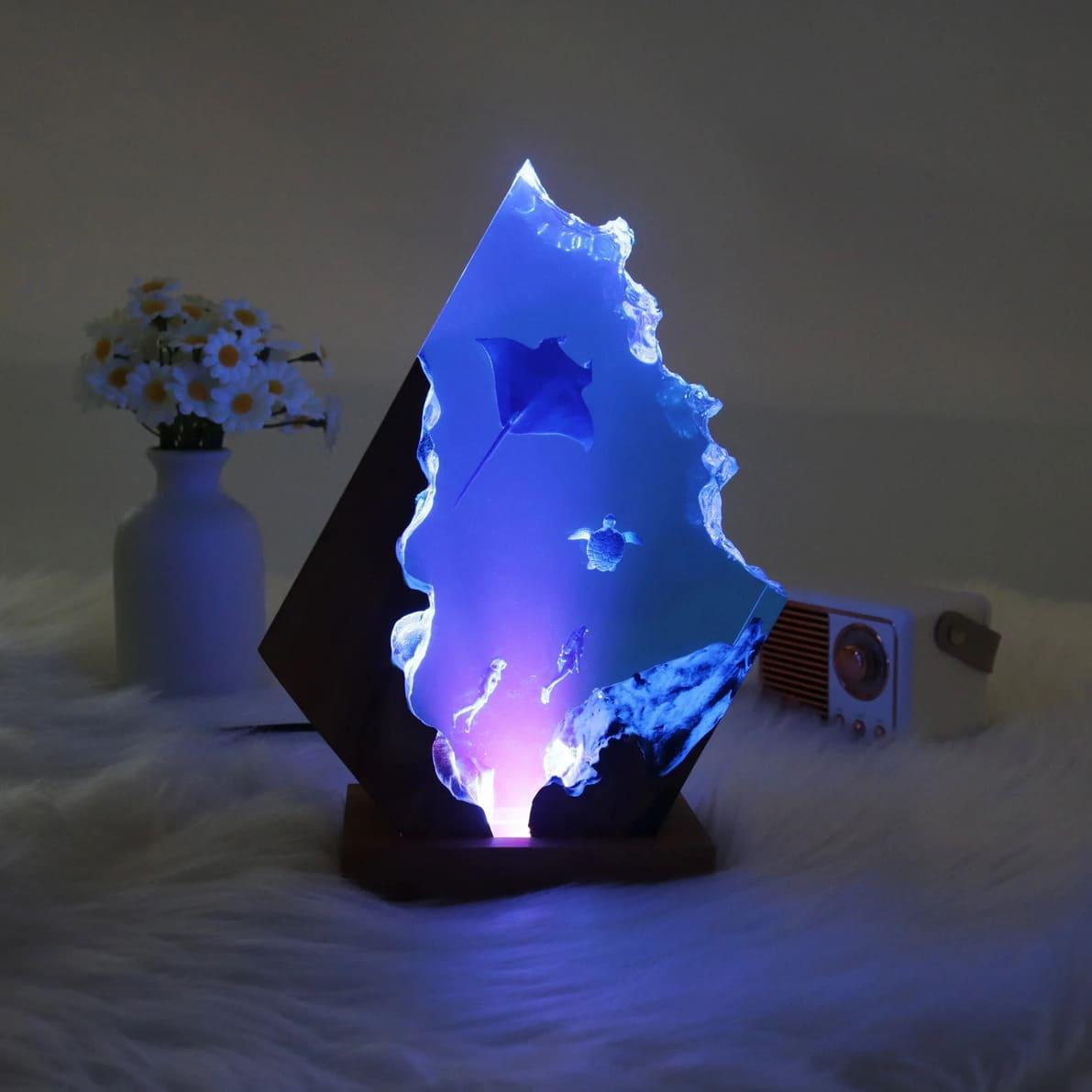 Manta ray, turtle, diver, wood sculpture, epoxy resin lamp（ Best Gift 🎁 ）